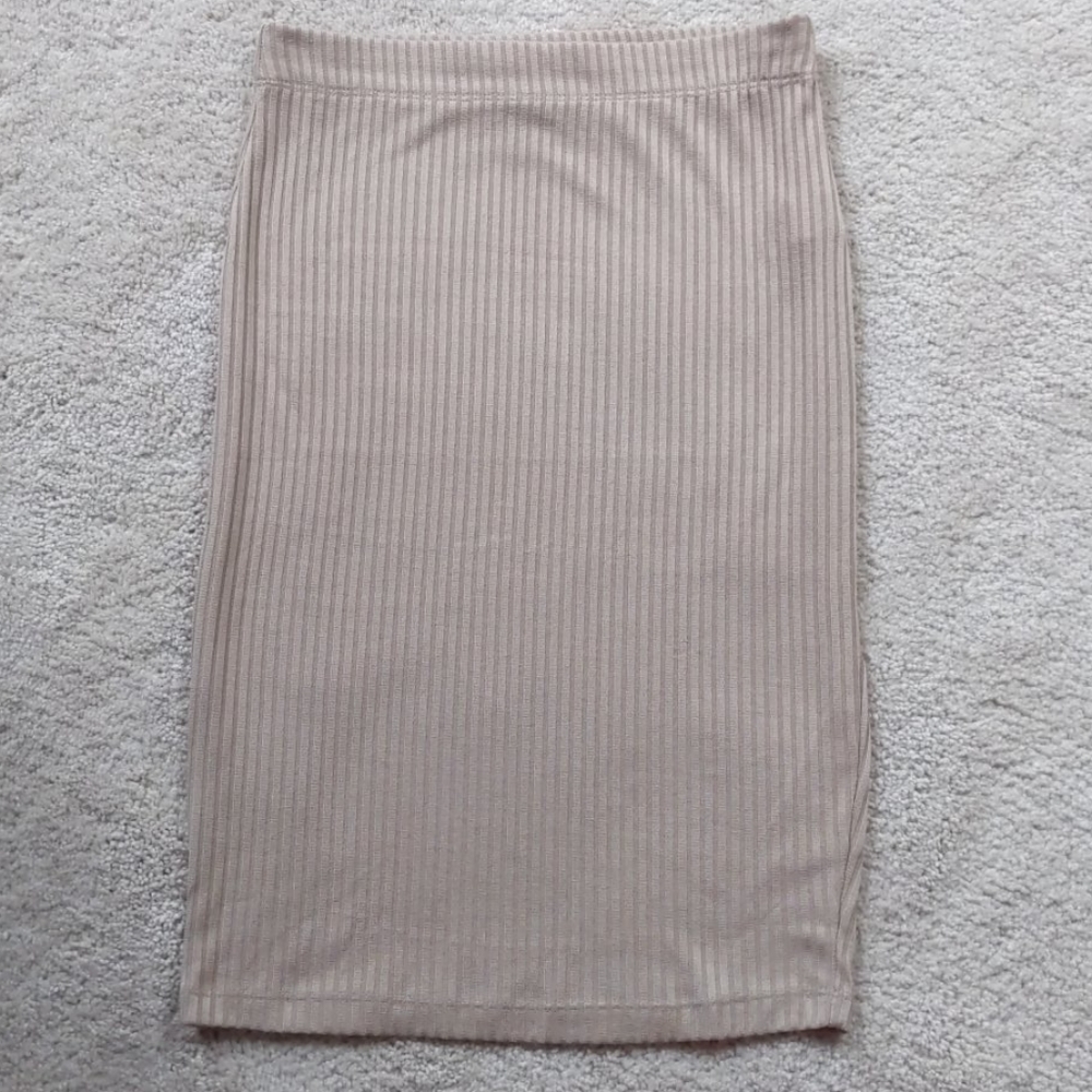 Subtly Striped Pull On Pencil Skirt